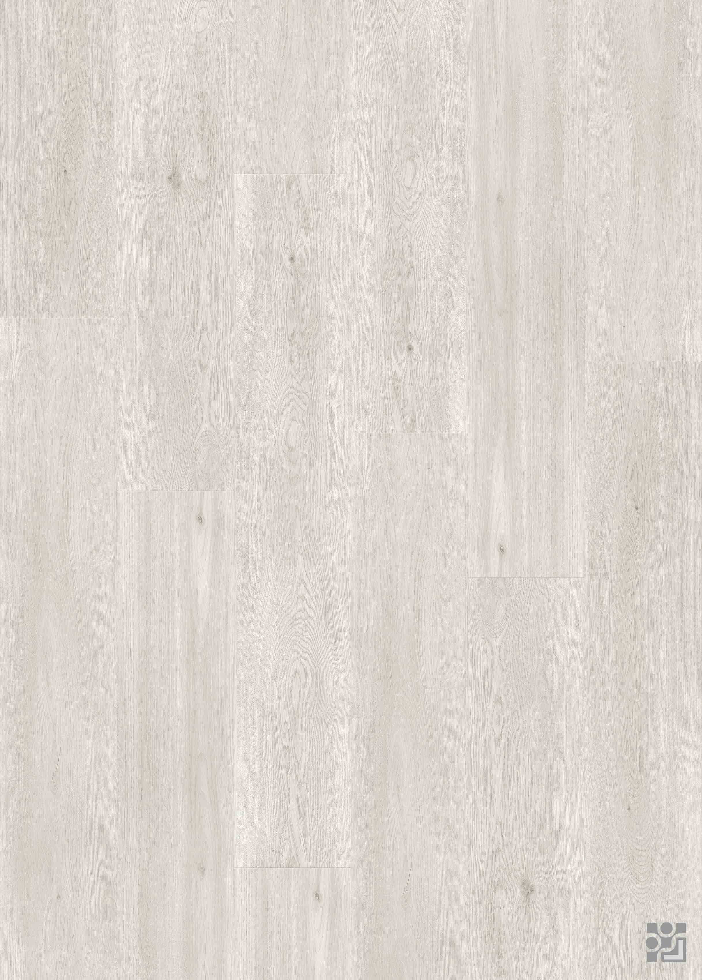 Zermatt Oak light natural oak flooring with warm beige tones, subtle knots and authentic wood grain